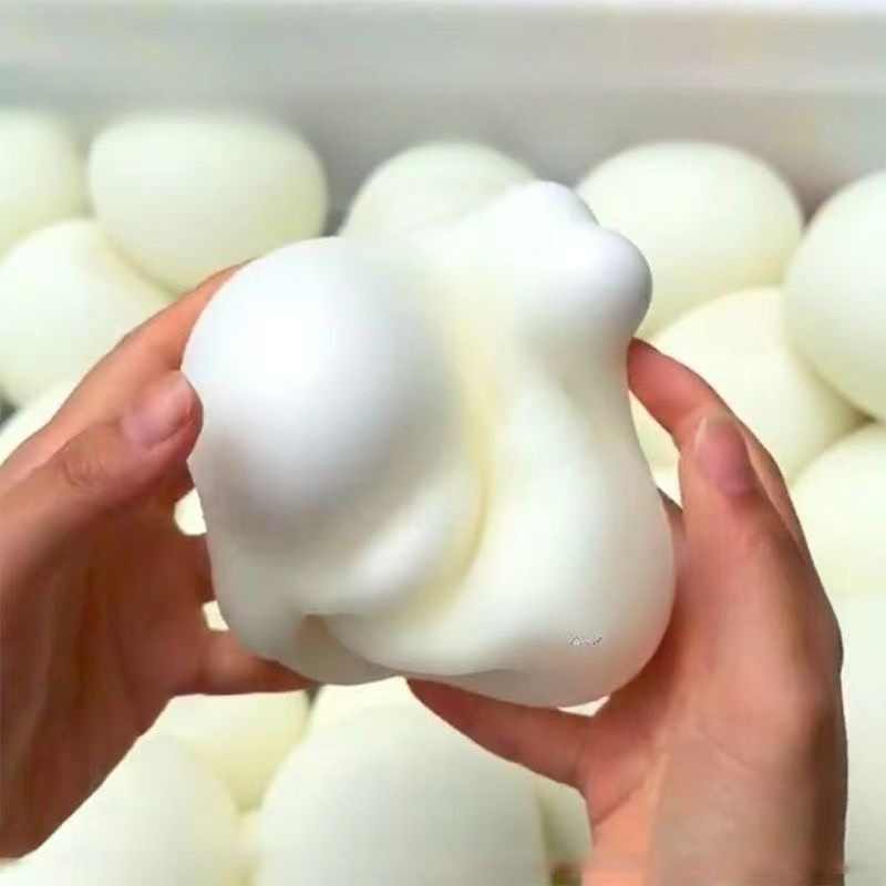 Big Squishy Bread Stress Ball  - Party Games Young Adults recension och pris