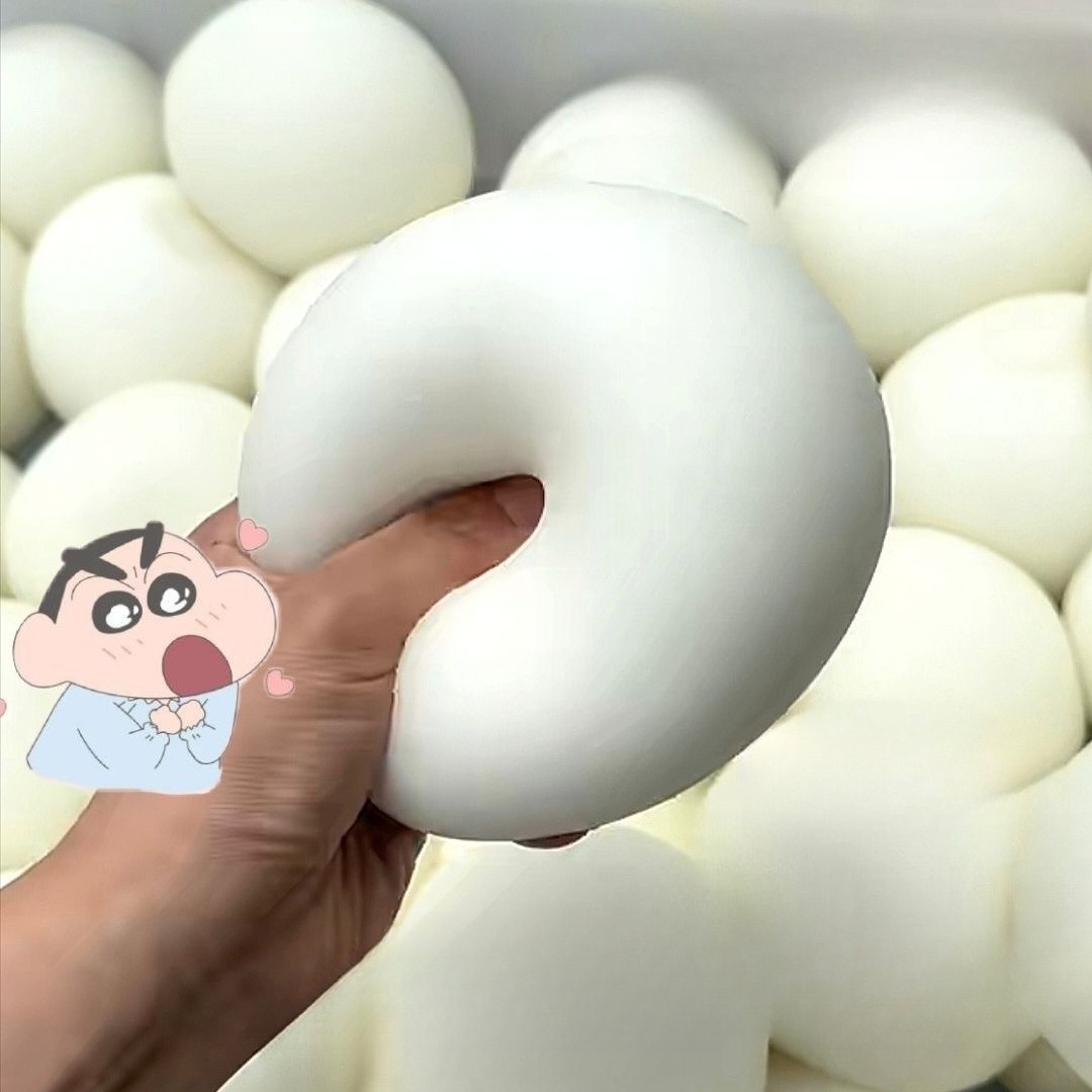 Big Squishy Bread Stress Ball  - Party Games Young Adults recension och pris